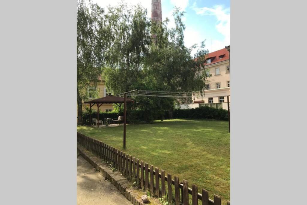 Rose Apartments / Romantic & Cozy / City Center Prag Eksteriør billede